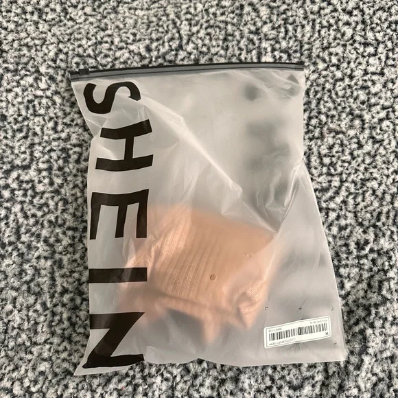 tan ribbed mock neck cropped tank - Picture 7 of 7